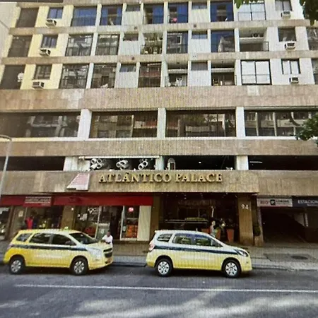 Moderno Flat Rio - Alto Padrão - Posto 6-3